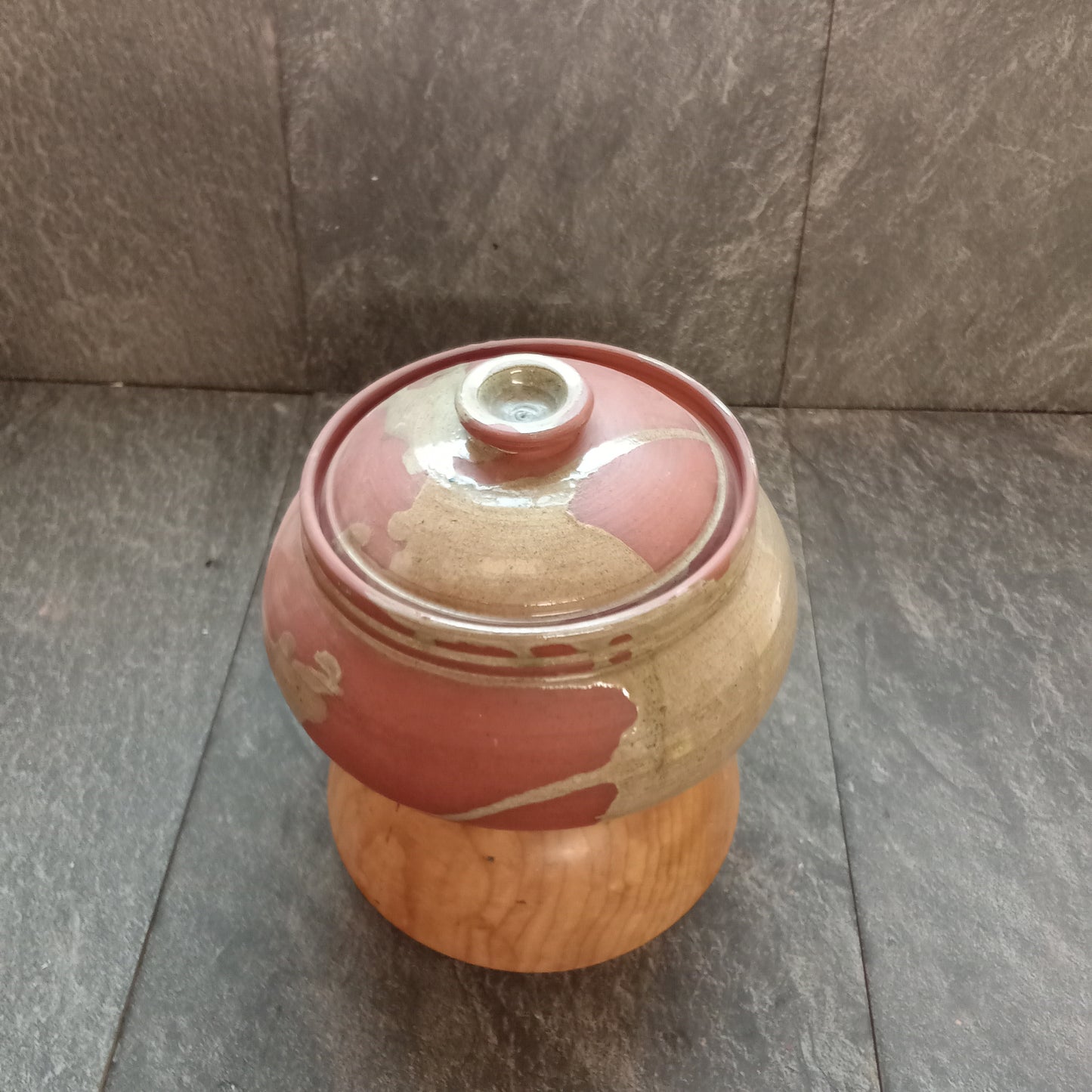Green and Terracotta casserole dish