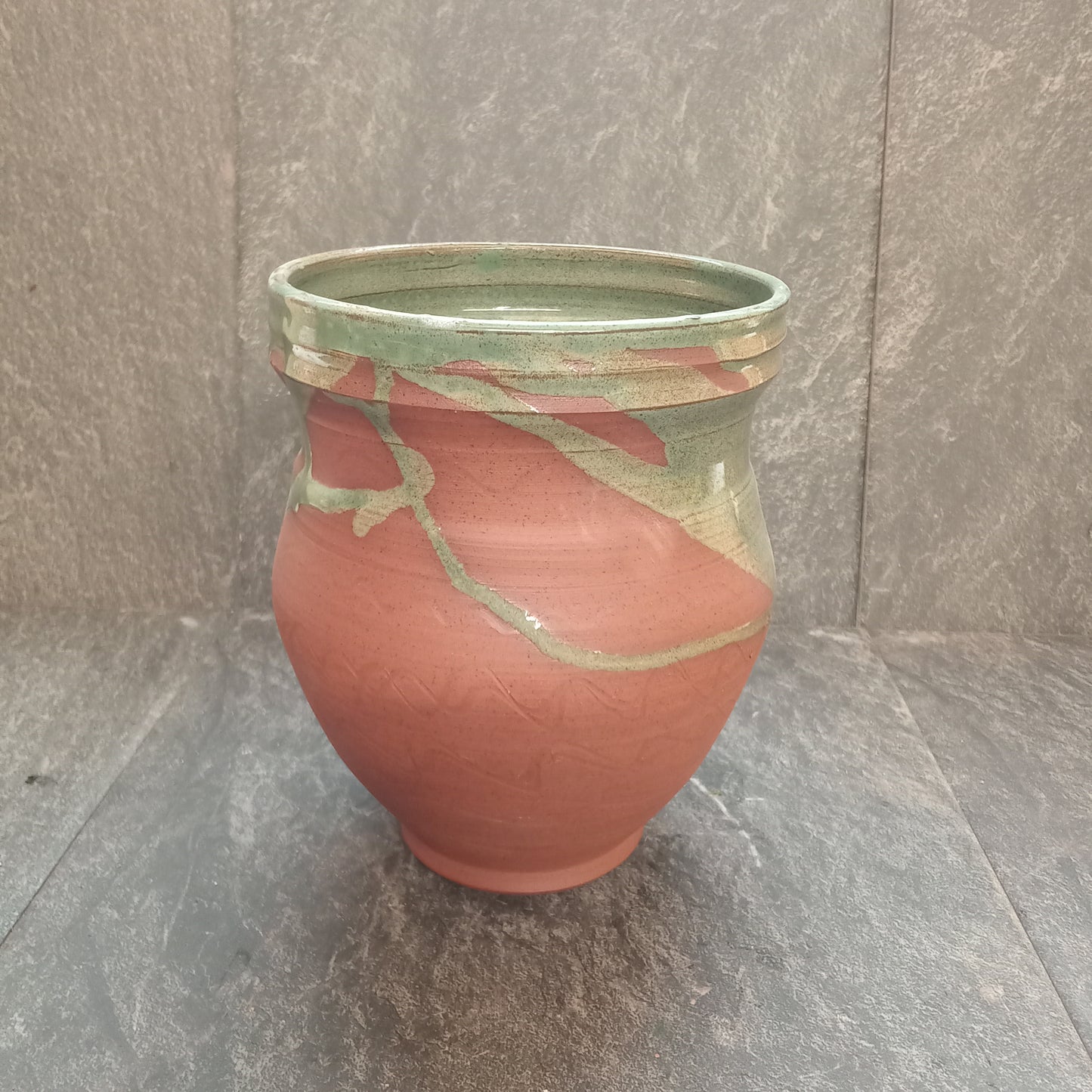 Green and Terracotta eddy vase