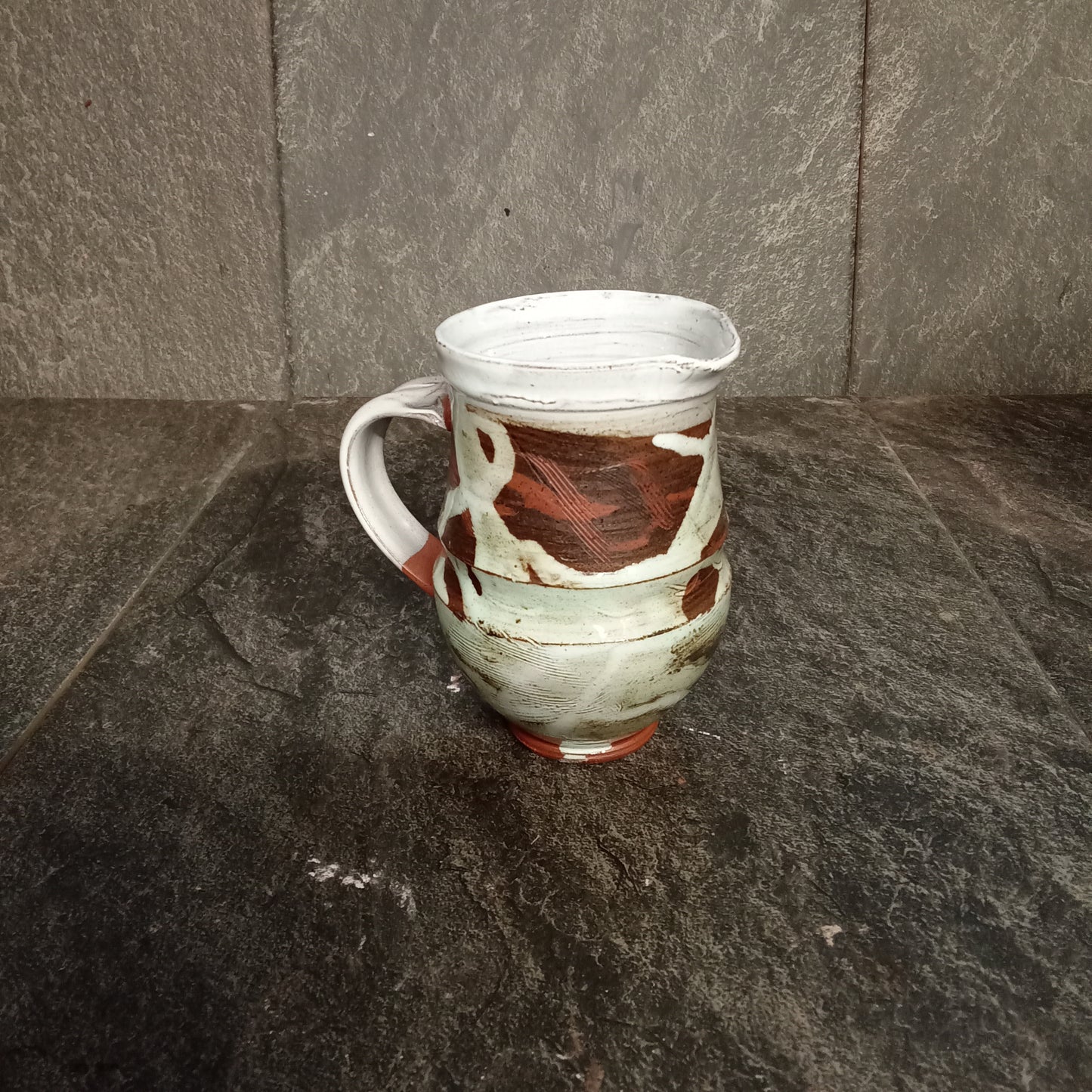 Kelp comfort milk jug