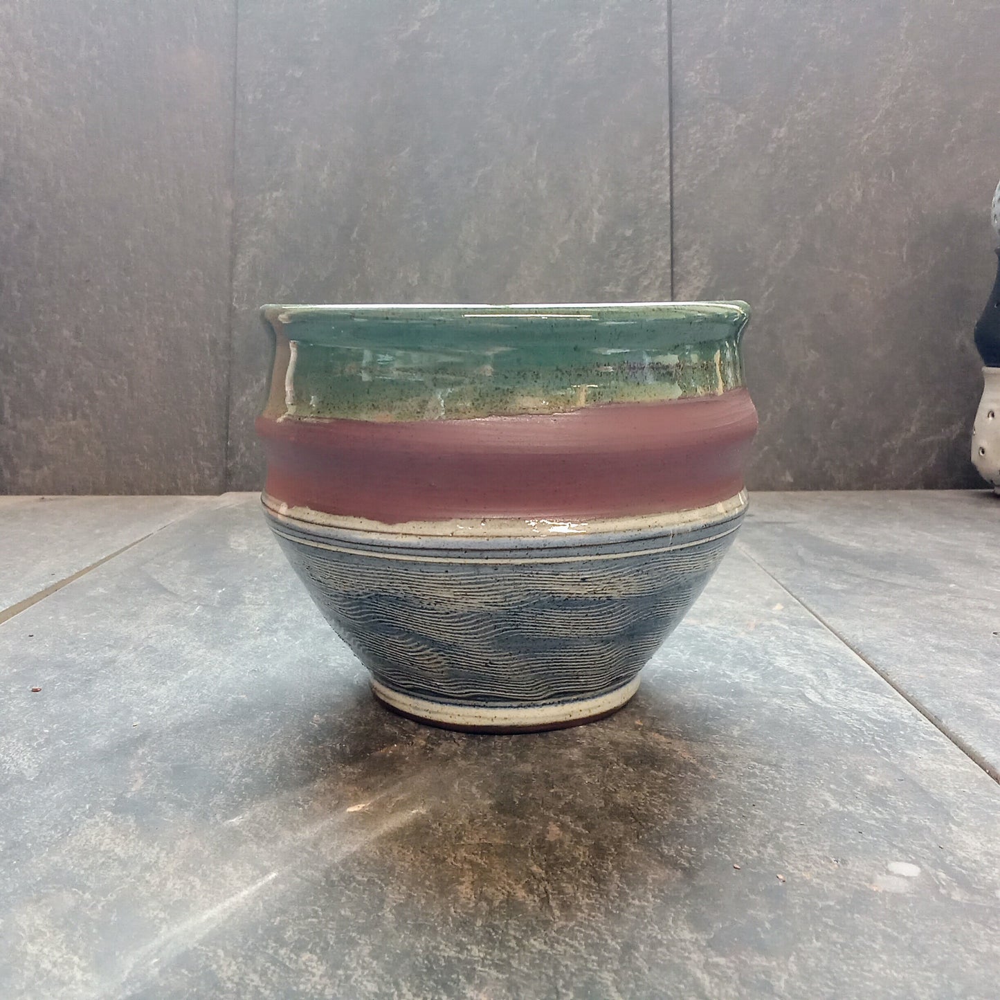 Tall ripple bowl