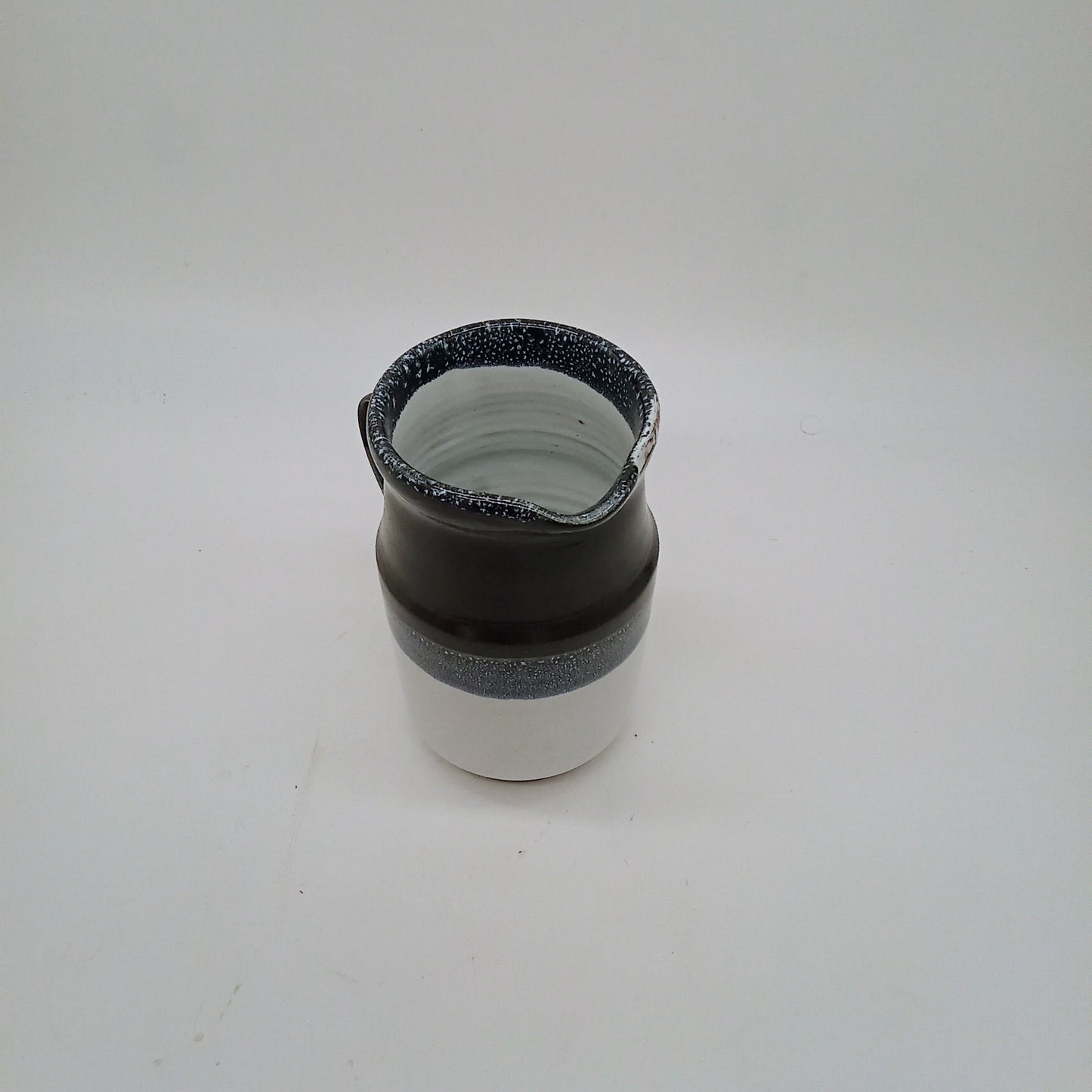 Solstice straight milk jug, large, horizontal