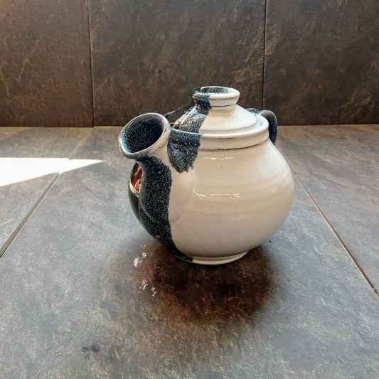 Solistice medium teapot