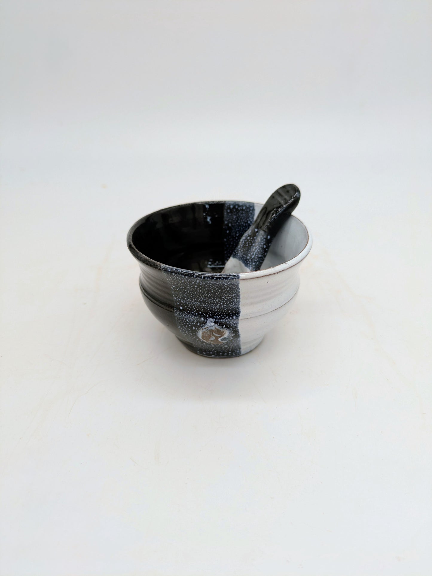 Condiment Bowl with spoon. (Solstice)