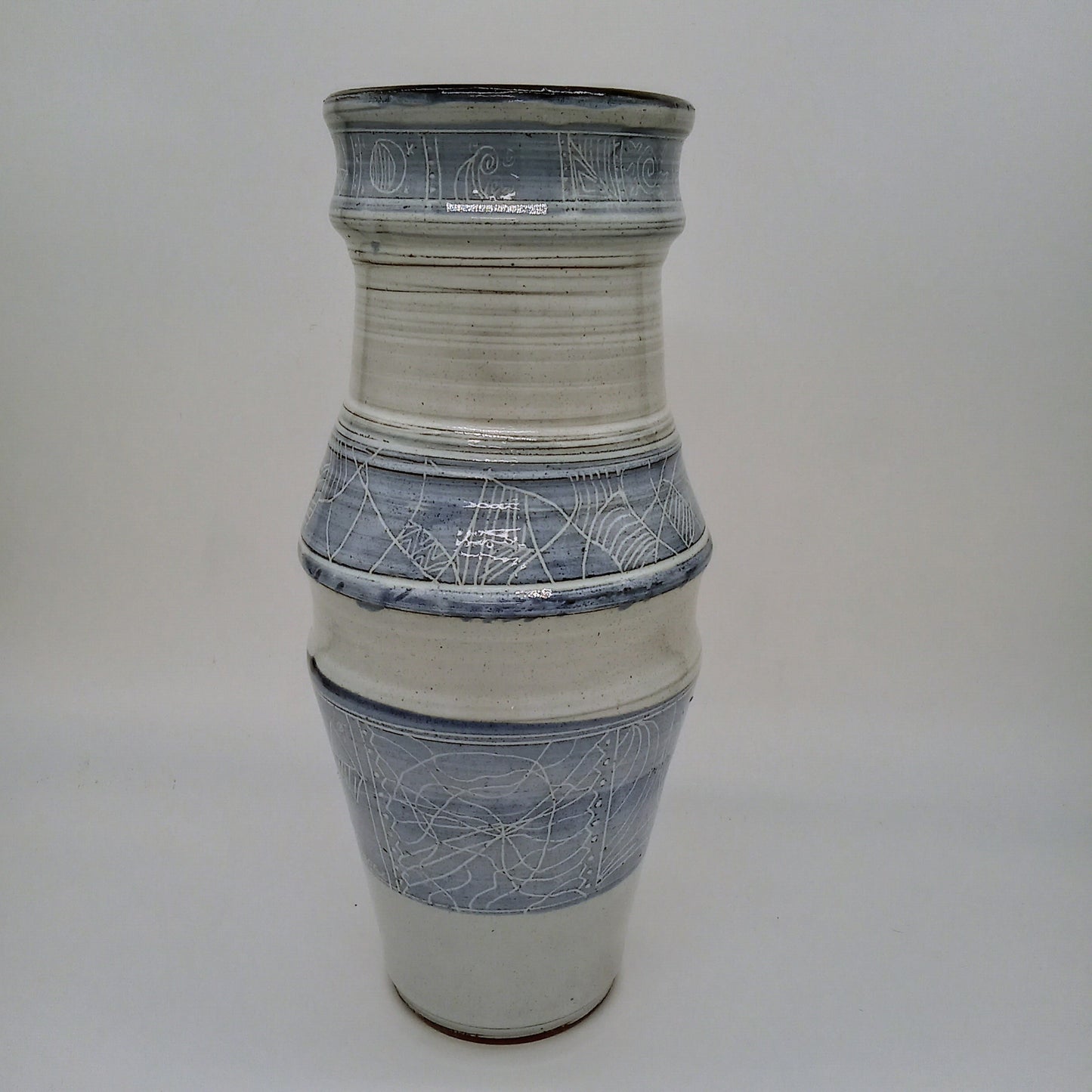 Fractures and Flows Vase
