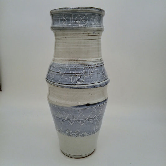 Fractures and Flows Vase