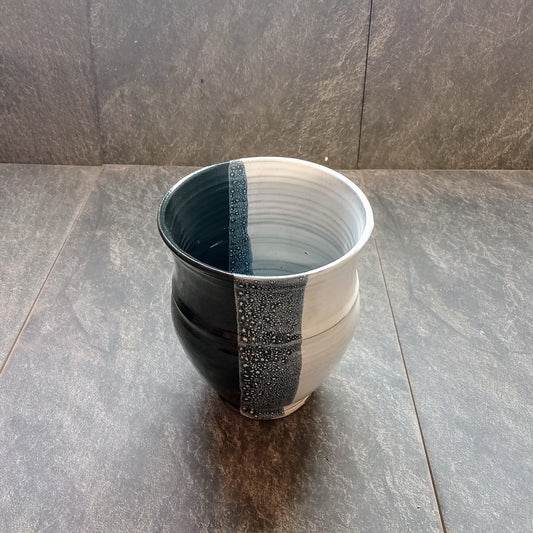 Solstice vase