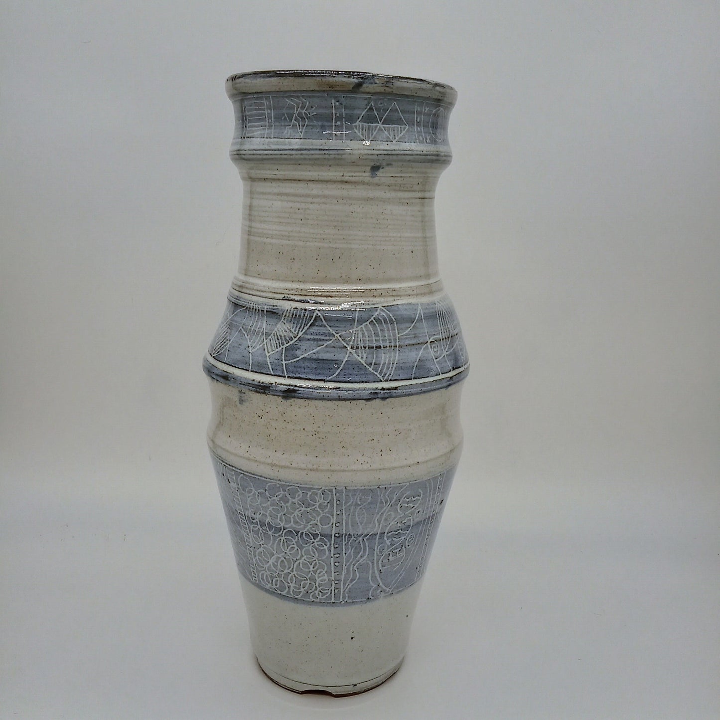 Fractures and Flows Vase