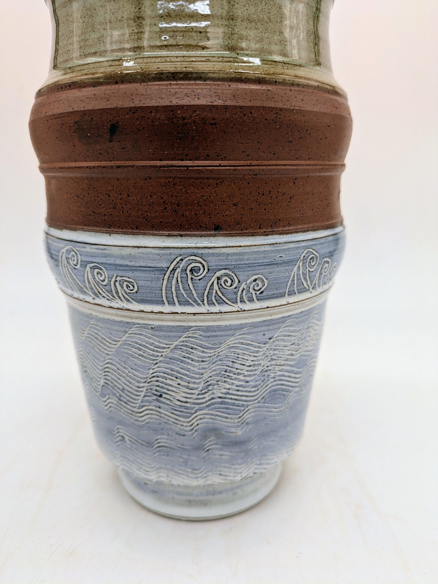 Shorelines Storm Vase